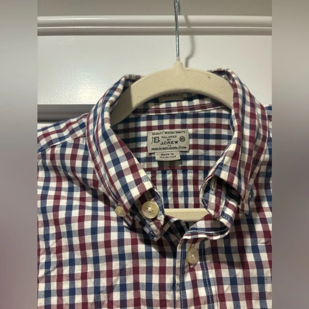 Jcrew  Men's Checkered Button Down Shirt - slim fit